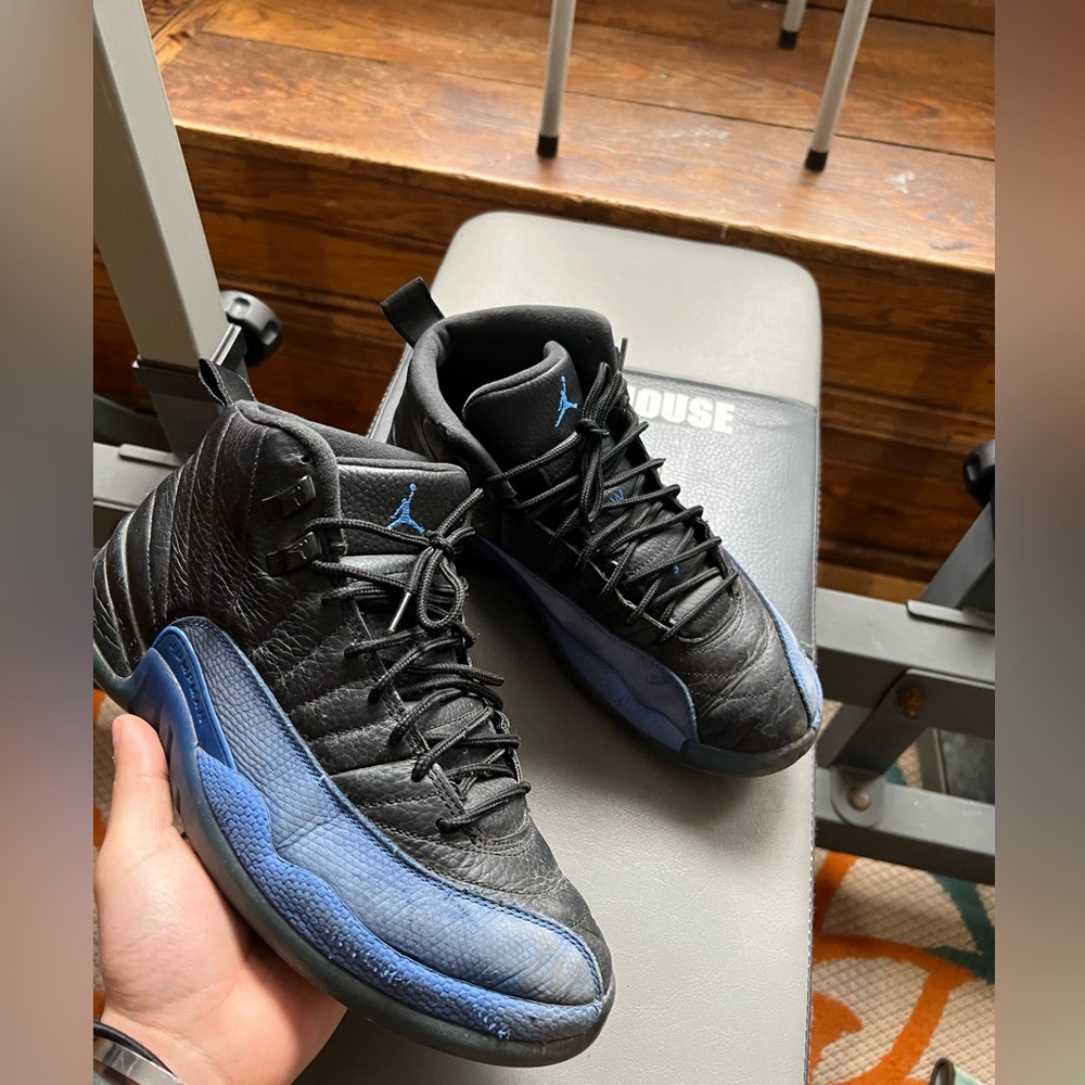 Jordan 12 Hyper Royal